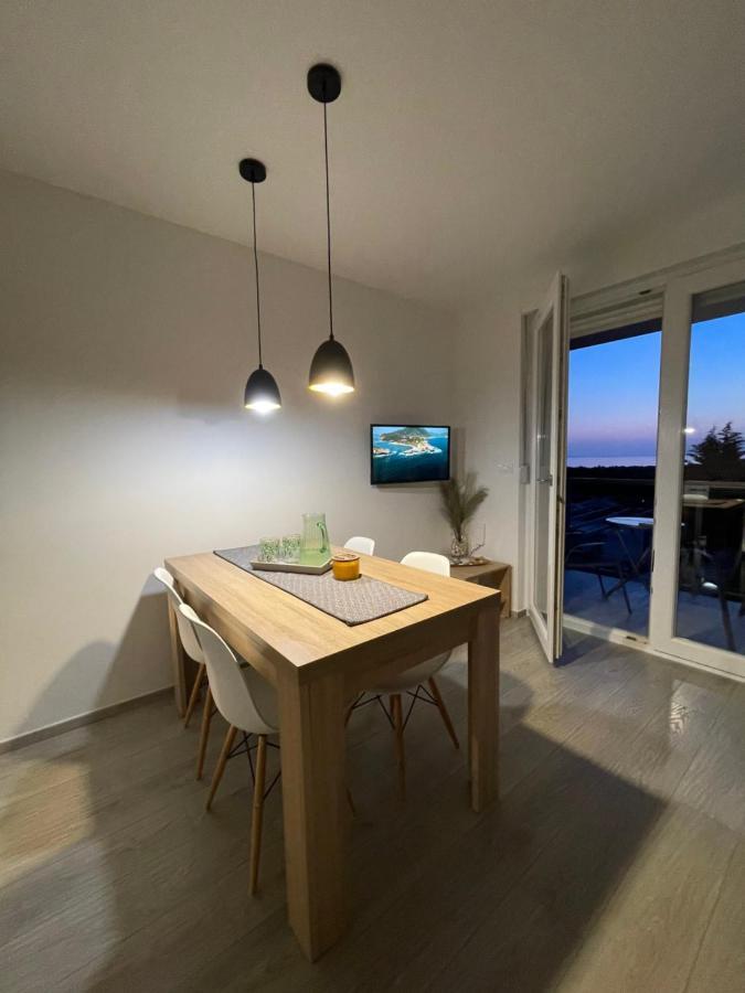 Apartment Amazing Island Povljana Dış mekan fotoğraf